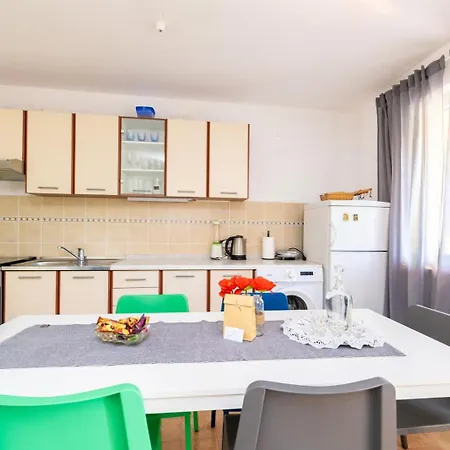 House Retina Feriehus Pinezići